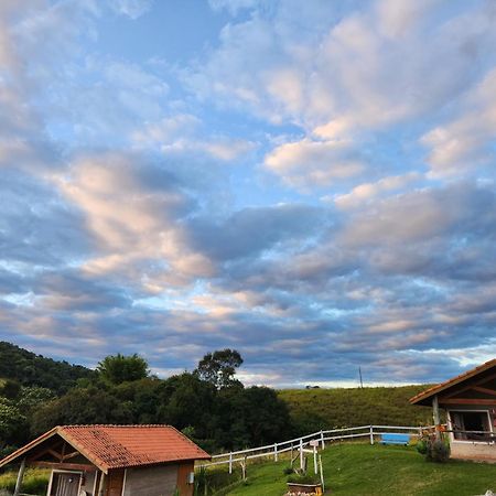 Pousada Vale Monte Azul Santo Antonio do Pinhal Exterior photo