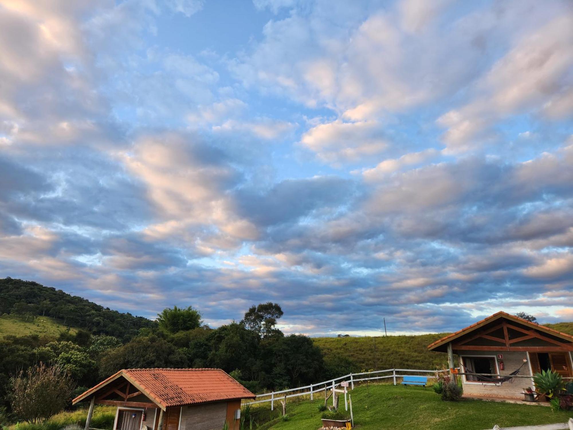 Pousada Vale Monte Azul Santo Antonio do Pinhal Exterior photo